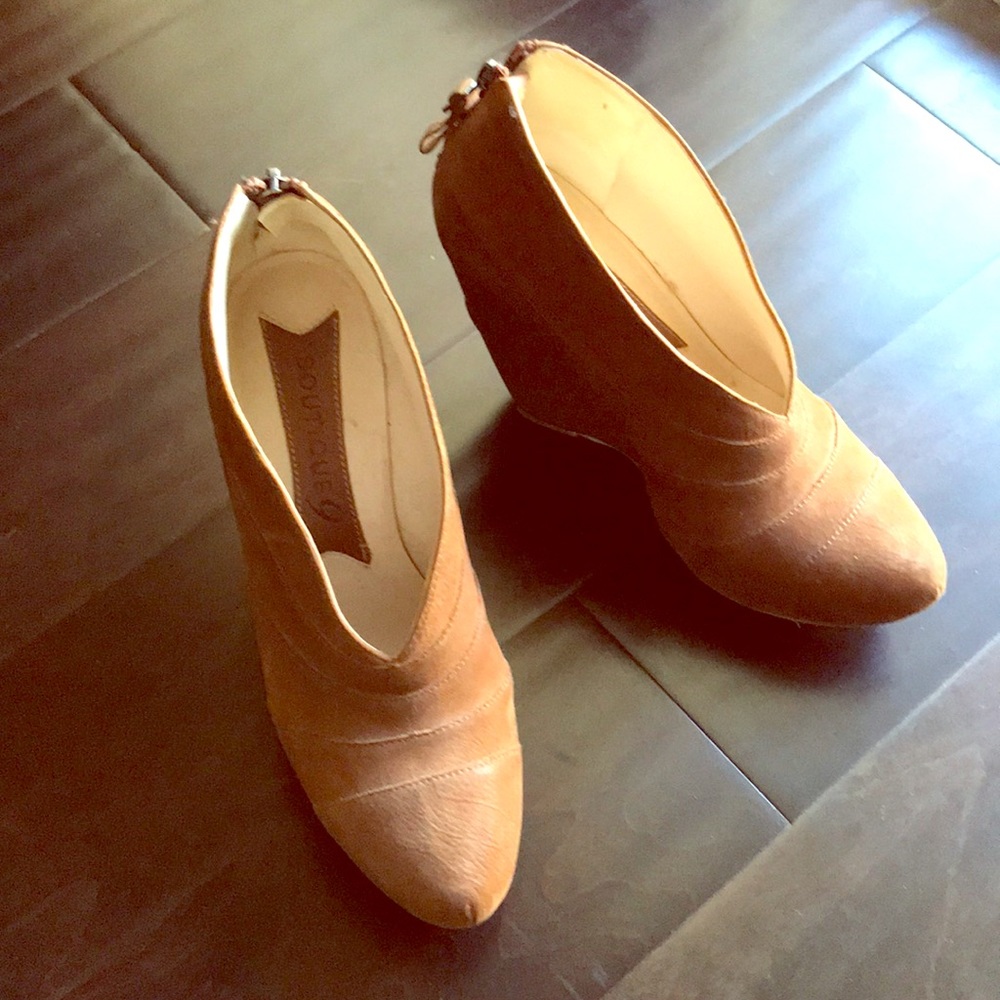 Boutique 9 Brown Suede/Leather Booties